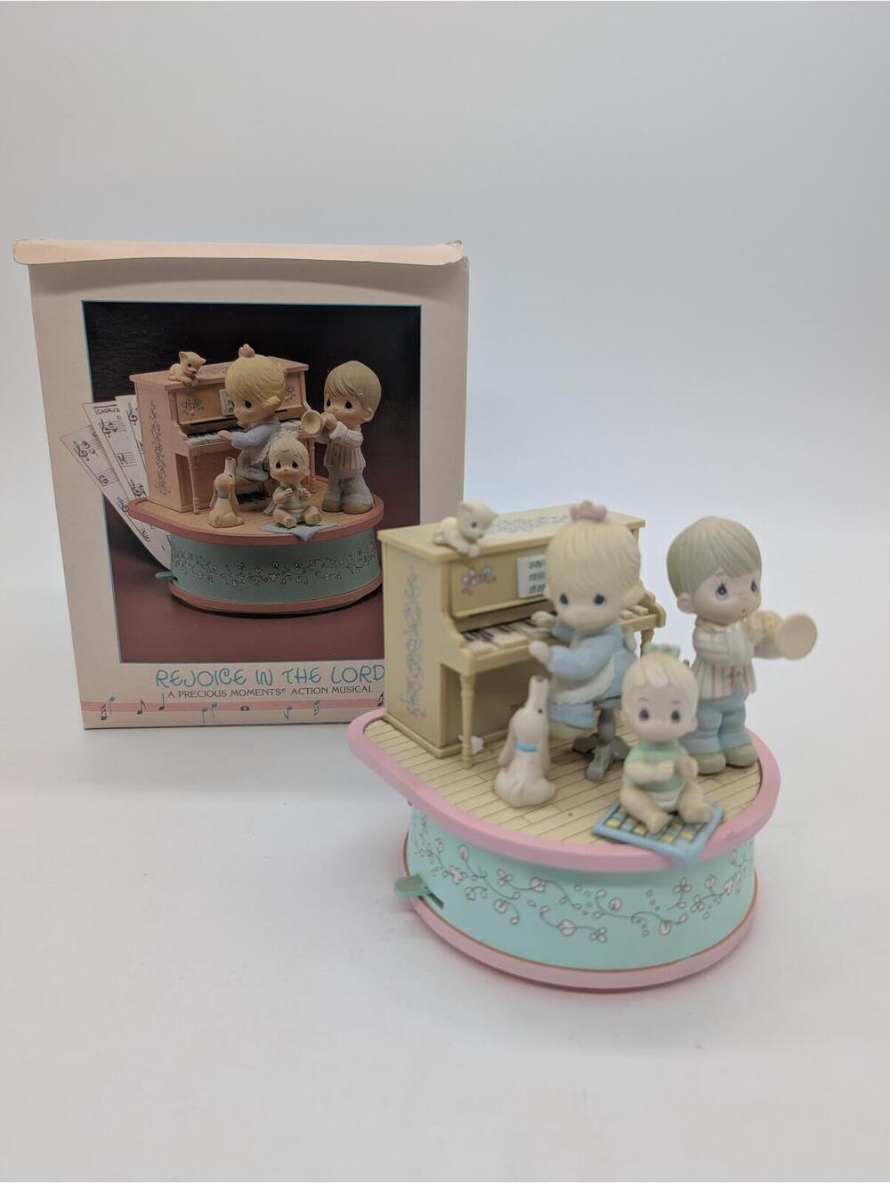 Precious Moments Rejoice In The Lord Musical Figurine w Box 1996 Enesco EUC